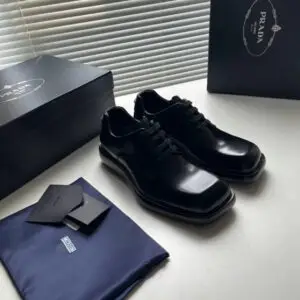 gucci sneaker